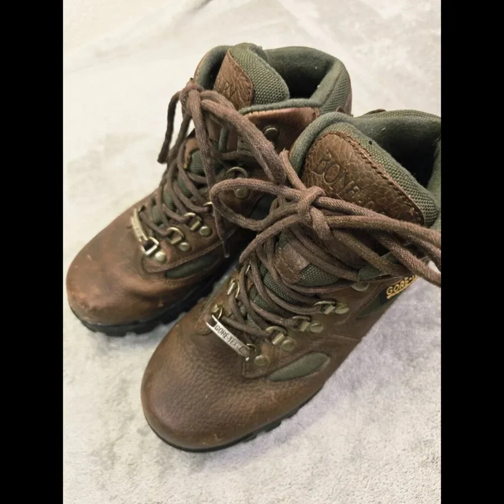 RedHead Bone Dry Boots Mens 7M Brown Leather Goretex Hiking I-1104‎